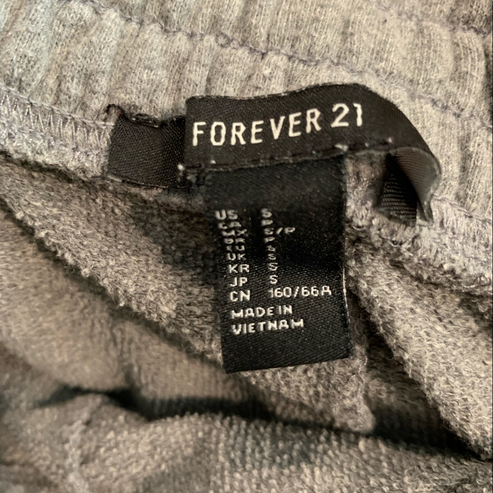 Shorts forever 21 - Picture 3 of 4